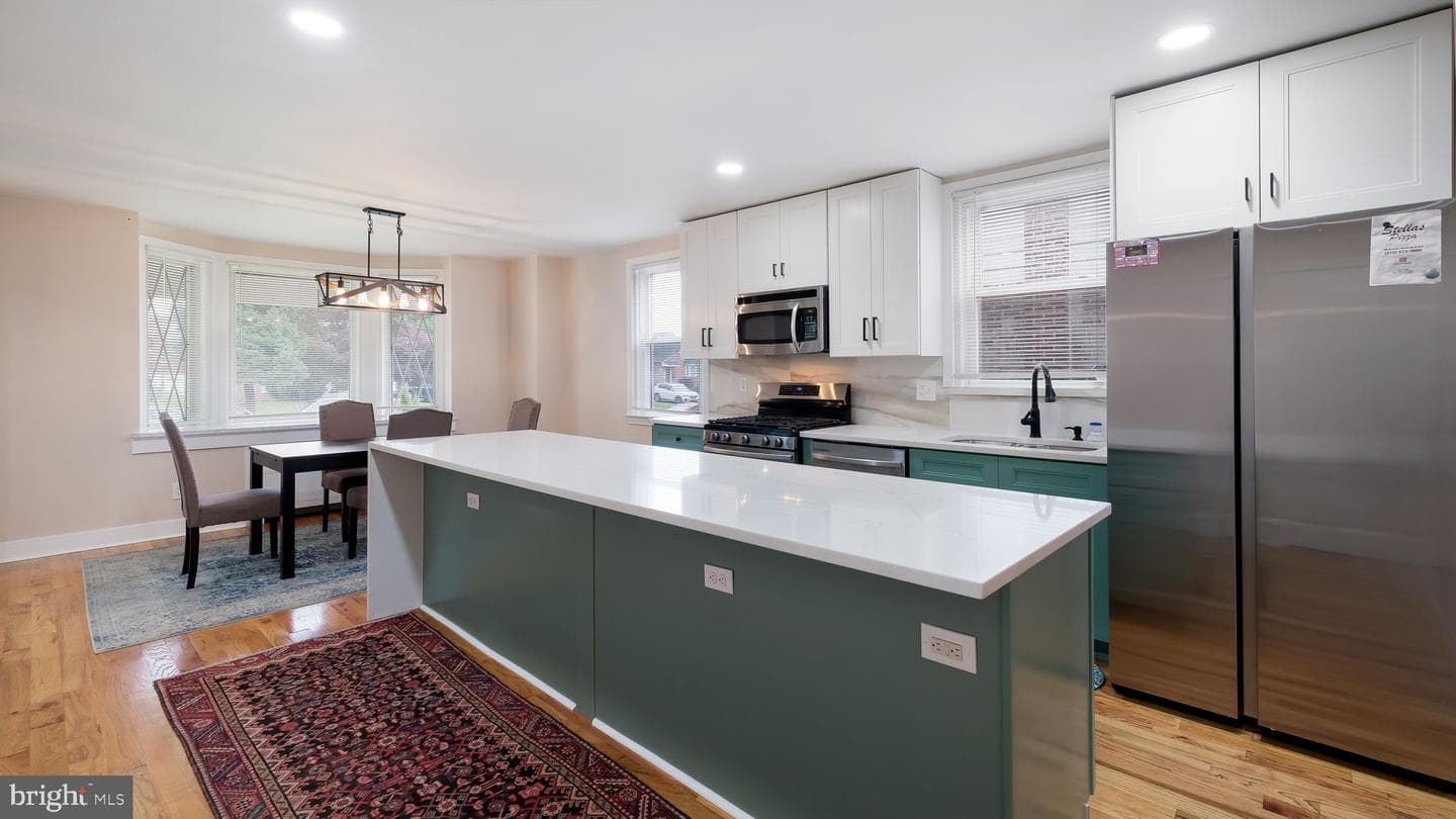 4020 Benson Street photo 15
