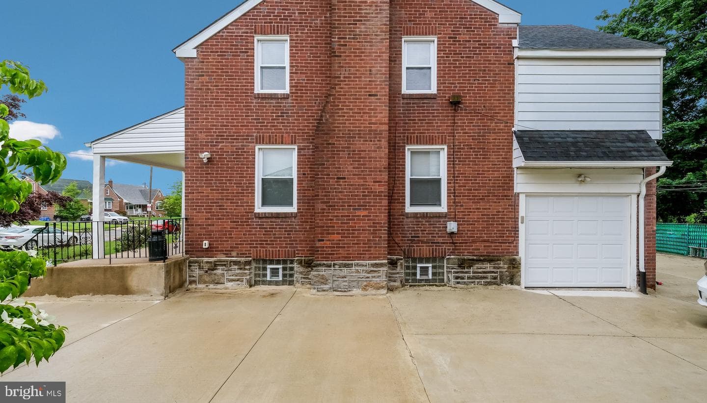 4020 Benson Street photo 32