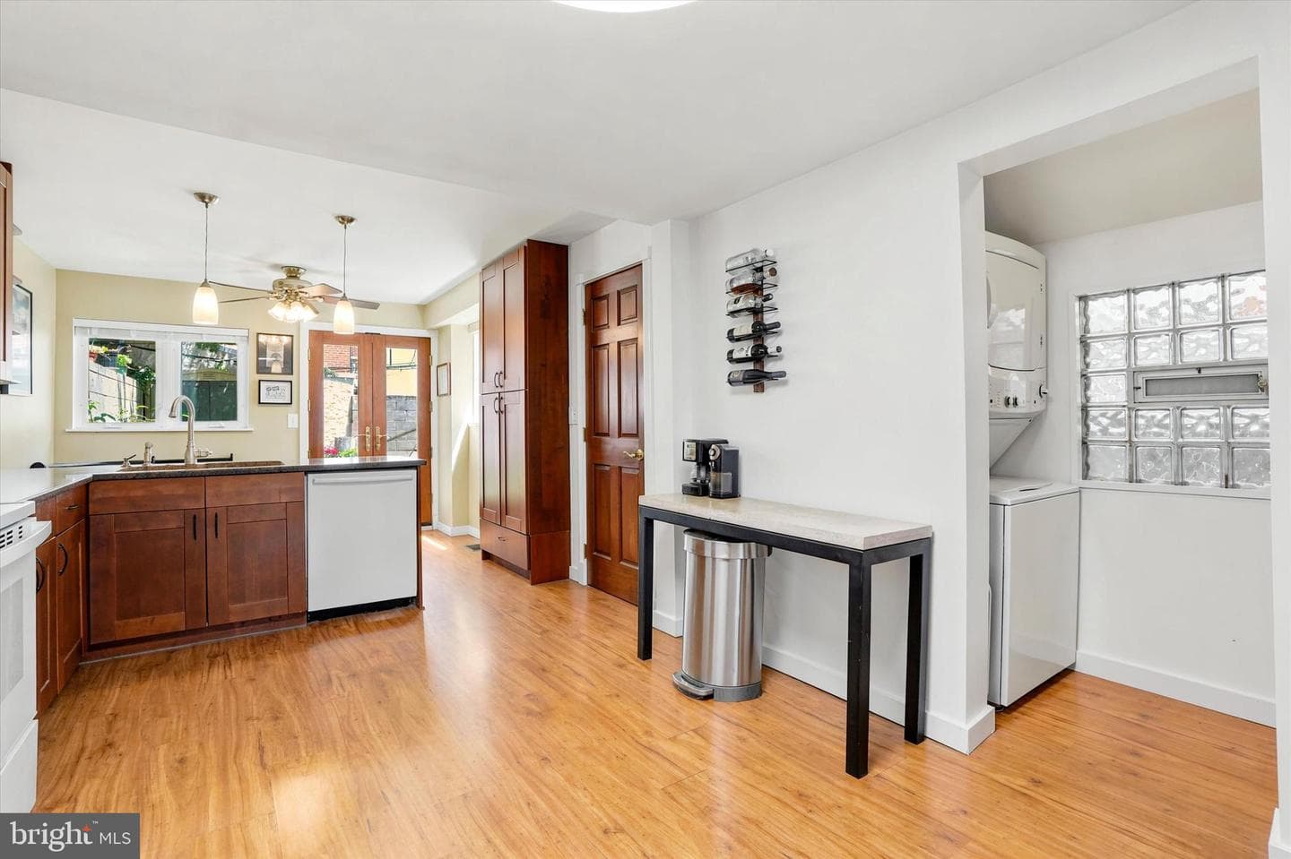 1005 N Lawrence Street photo 5