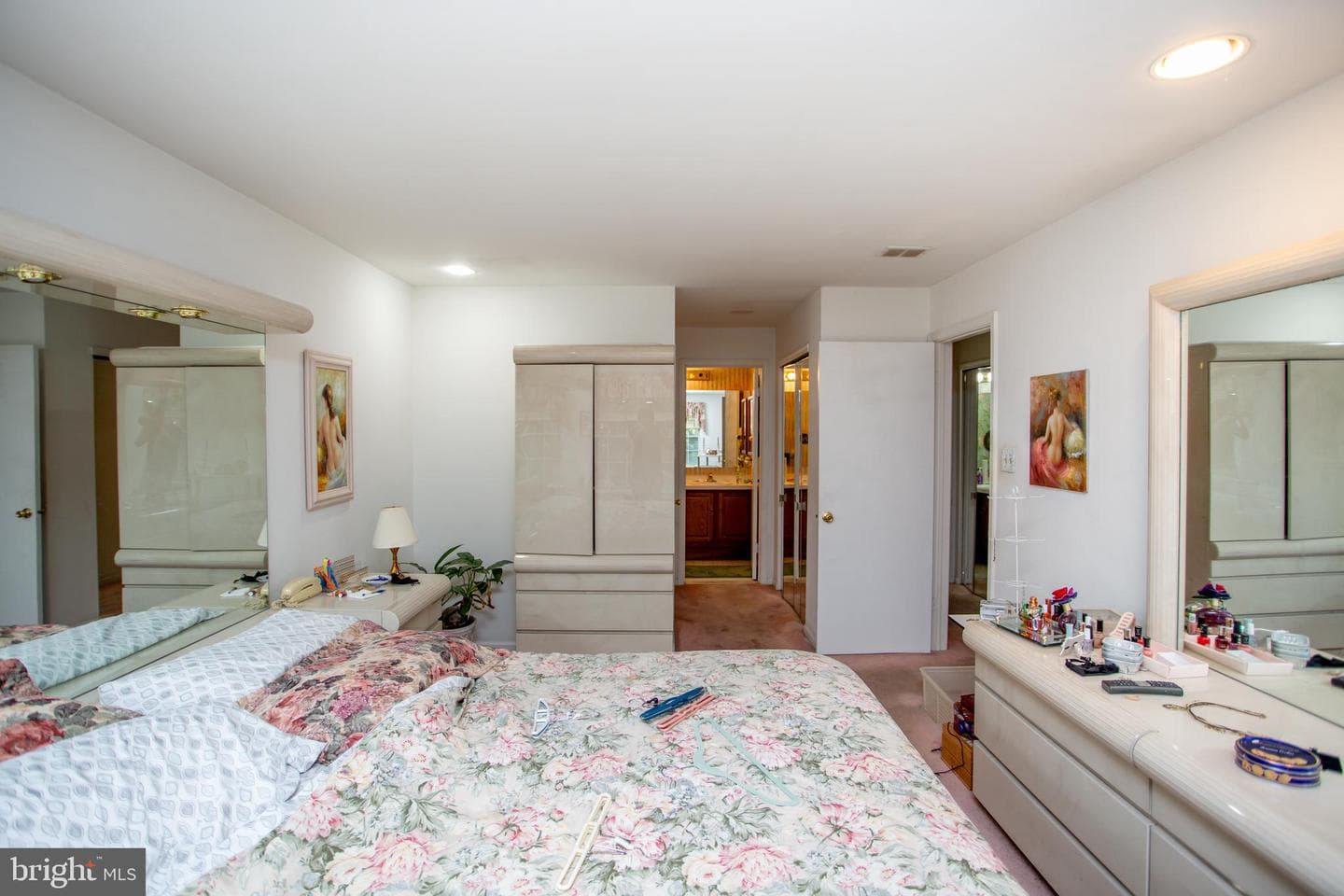 73305 Delaire Landing Road #305 photo 18
