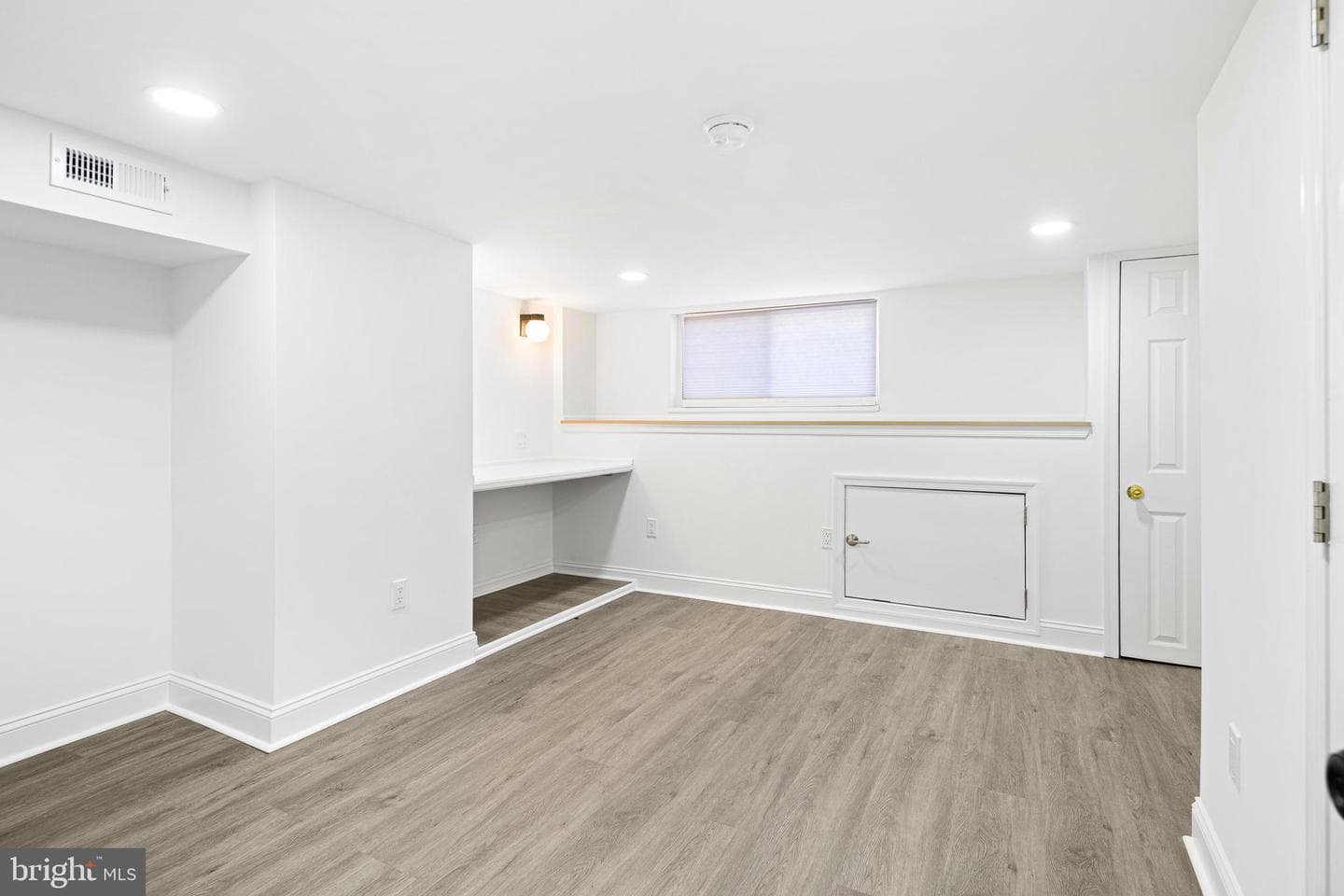 5615 Ridgewood Street photo 13