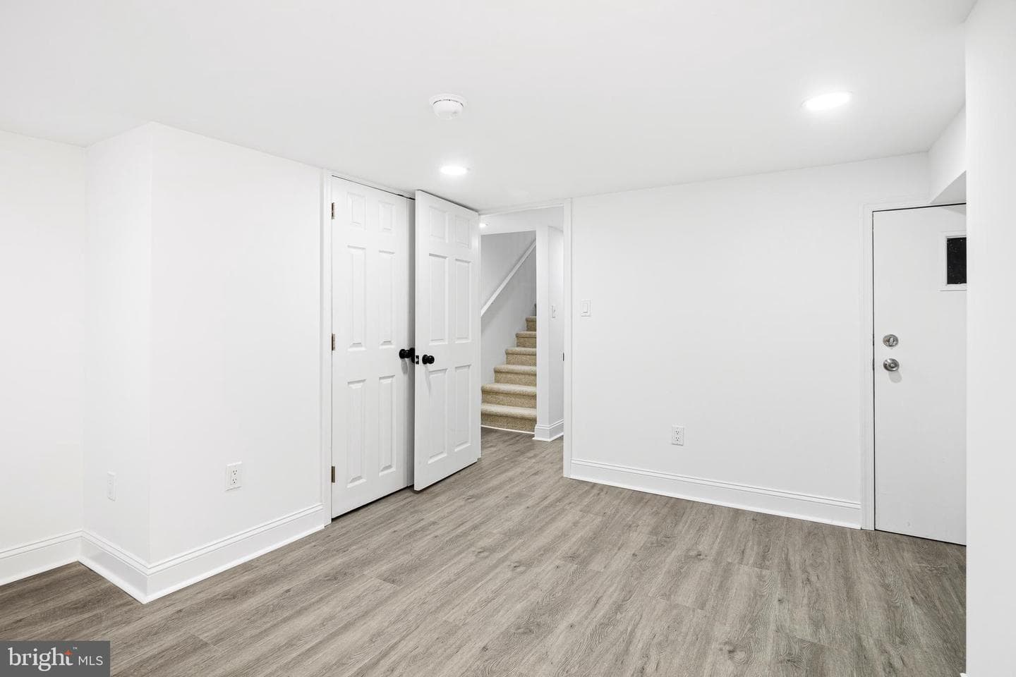 5615 Ridgewood Street photo 15