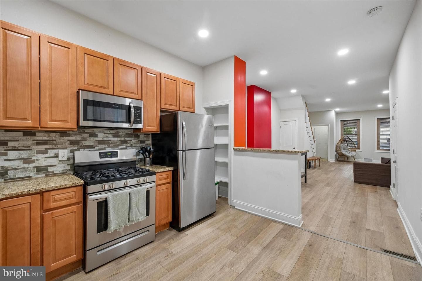 5512 Master Street photo 4