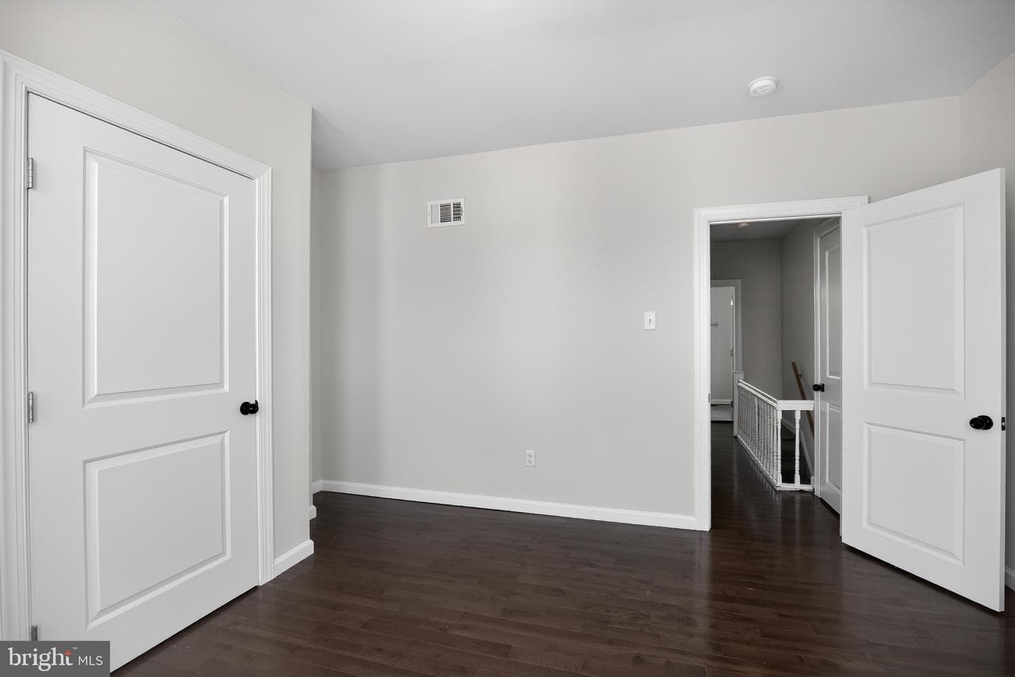 1220 S Peach Street photo 10
