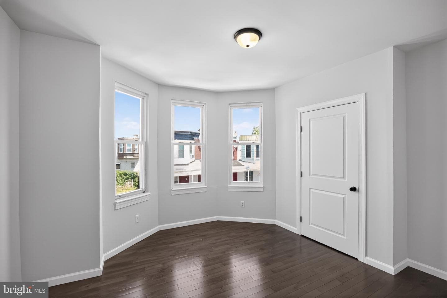 1220 S Peach Street photo 14