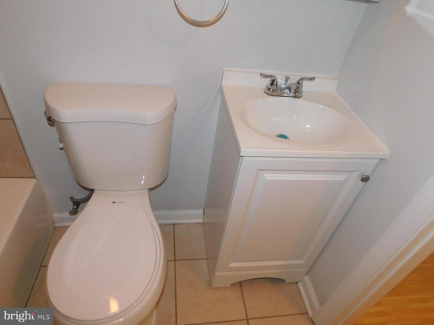 2544 N Sydenham Street photo 9