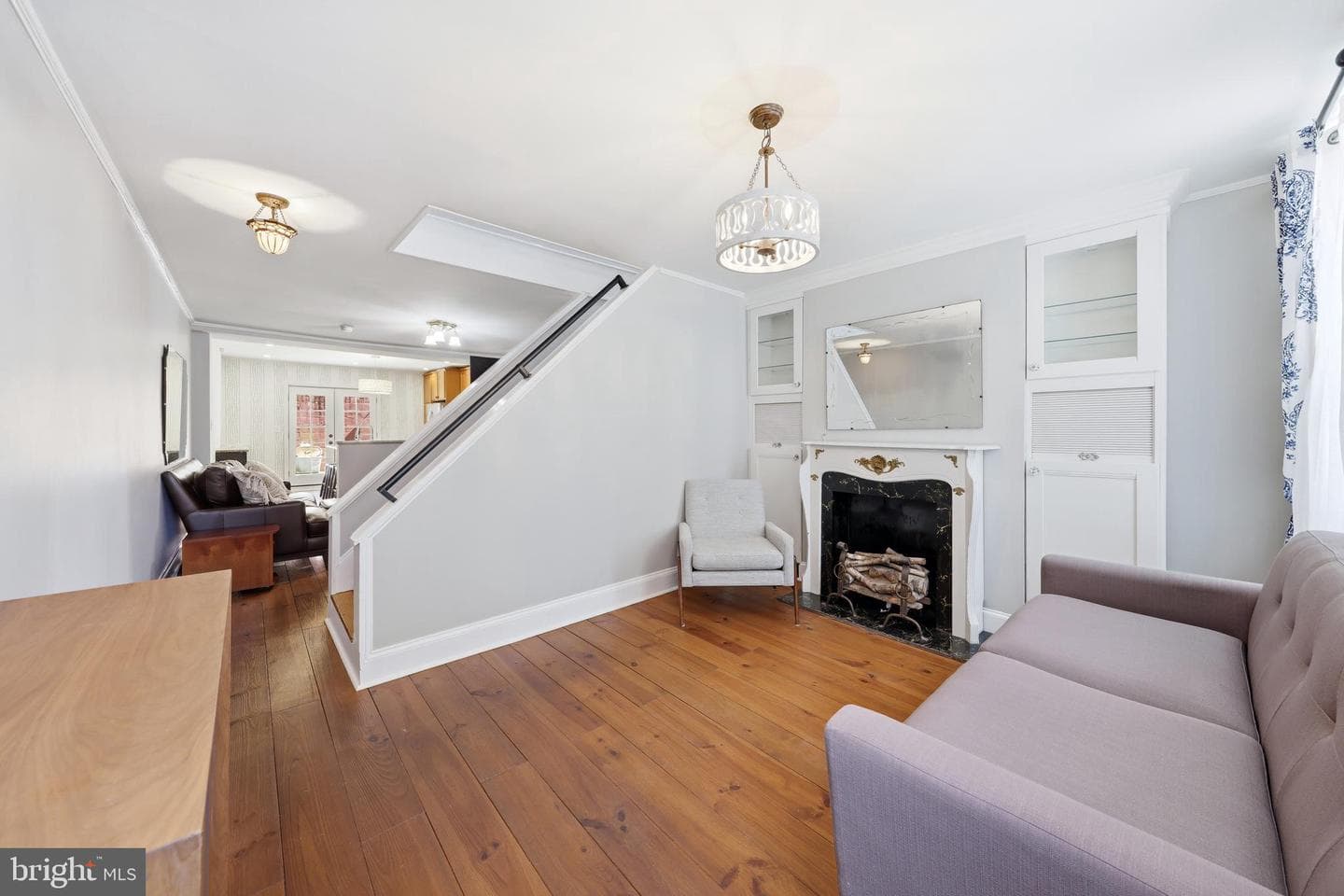 2245 Pemberton Street photo 6