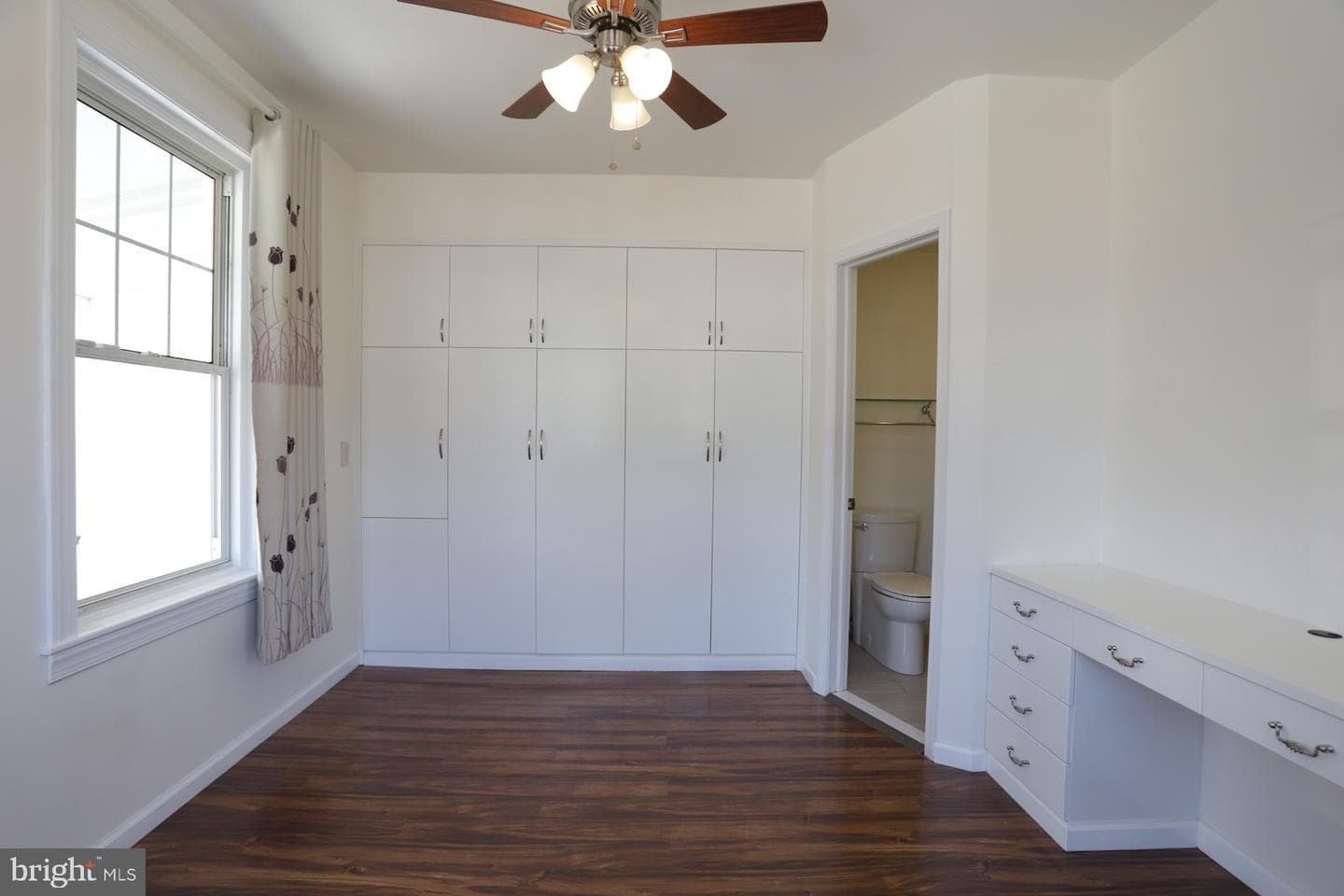 2501 S Colorado photo 17