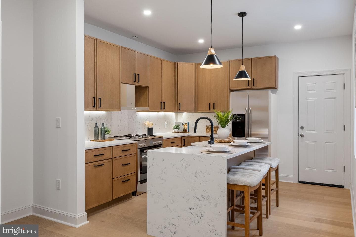 240 W Earlham Terrace photo 8