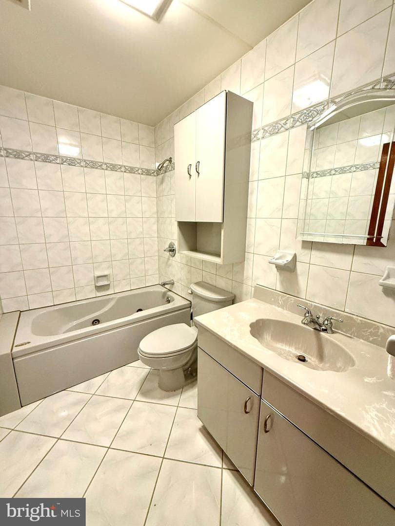 840 Welsh Road photo 26