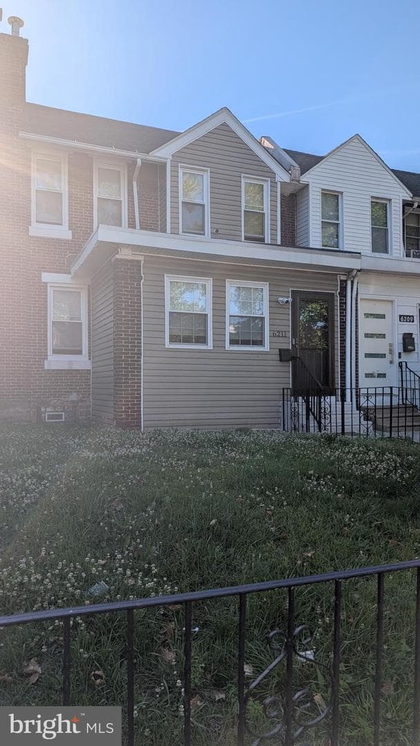 6211 Ogontz Ave photo 3