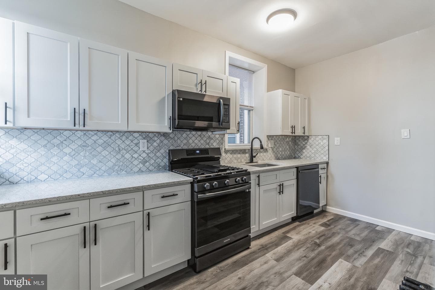 241 S Ithan Street photo 12