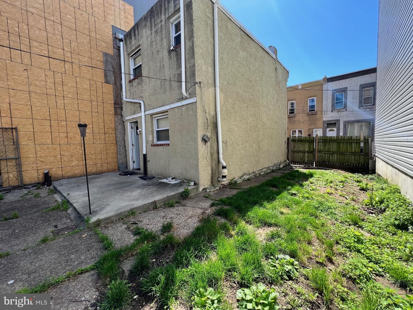2654 Agate Street photo 12