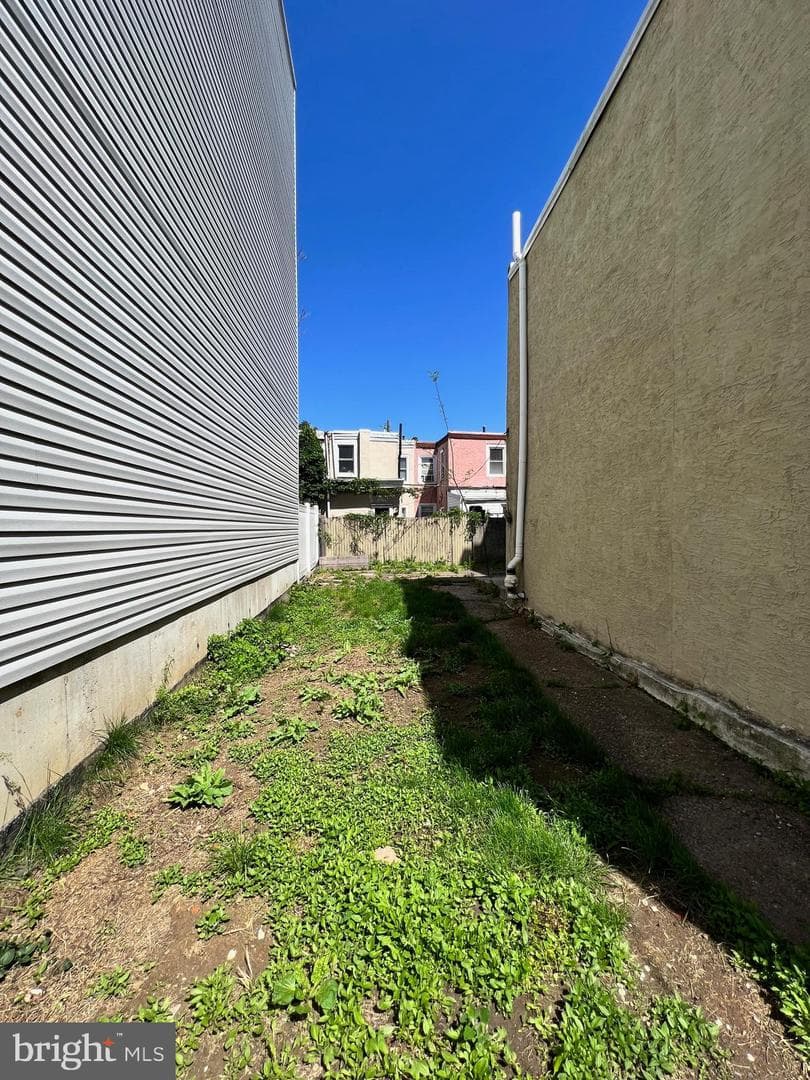 2654 Agate Street photo 15