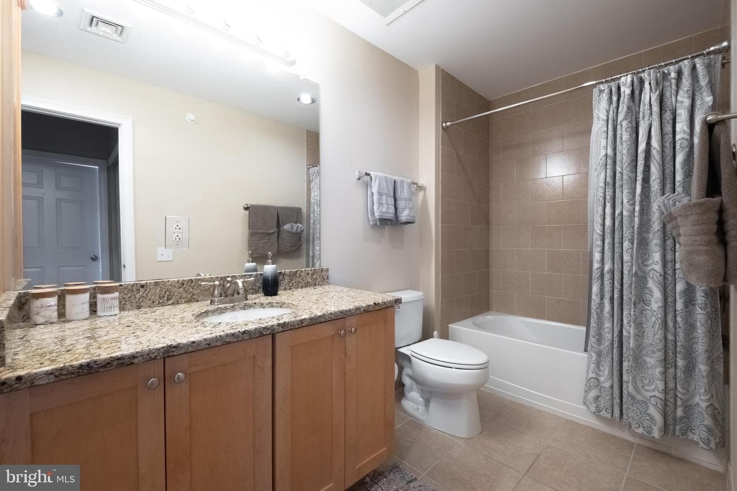 500 Admirals Way #402 photo 27