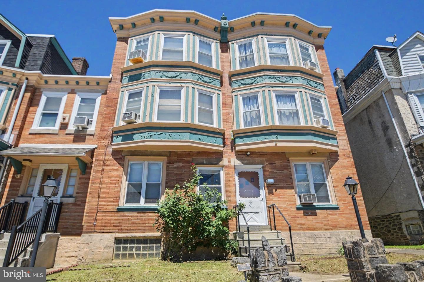 45 W Logan Street photo 11