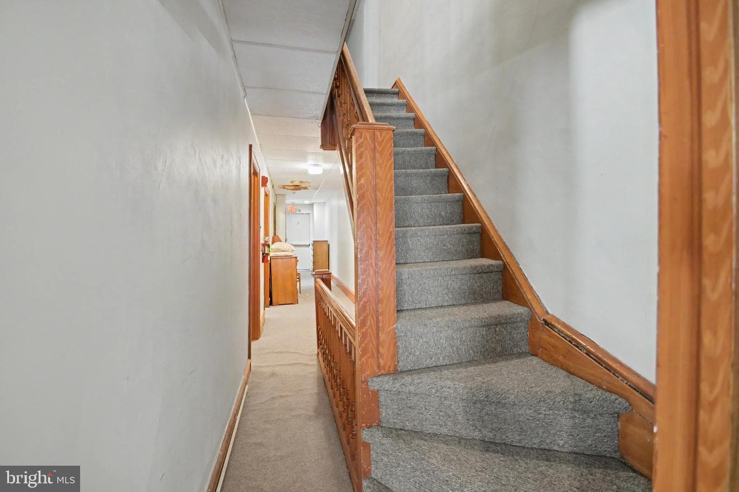 45 W Logan Street photo 41
