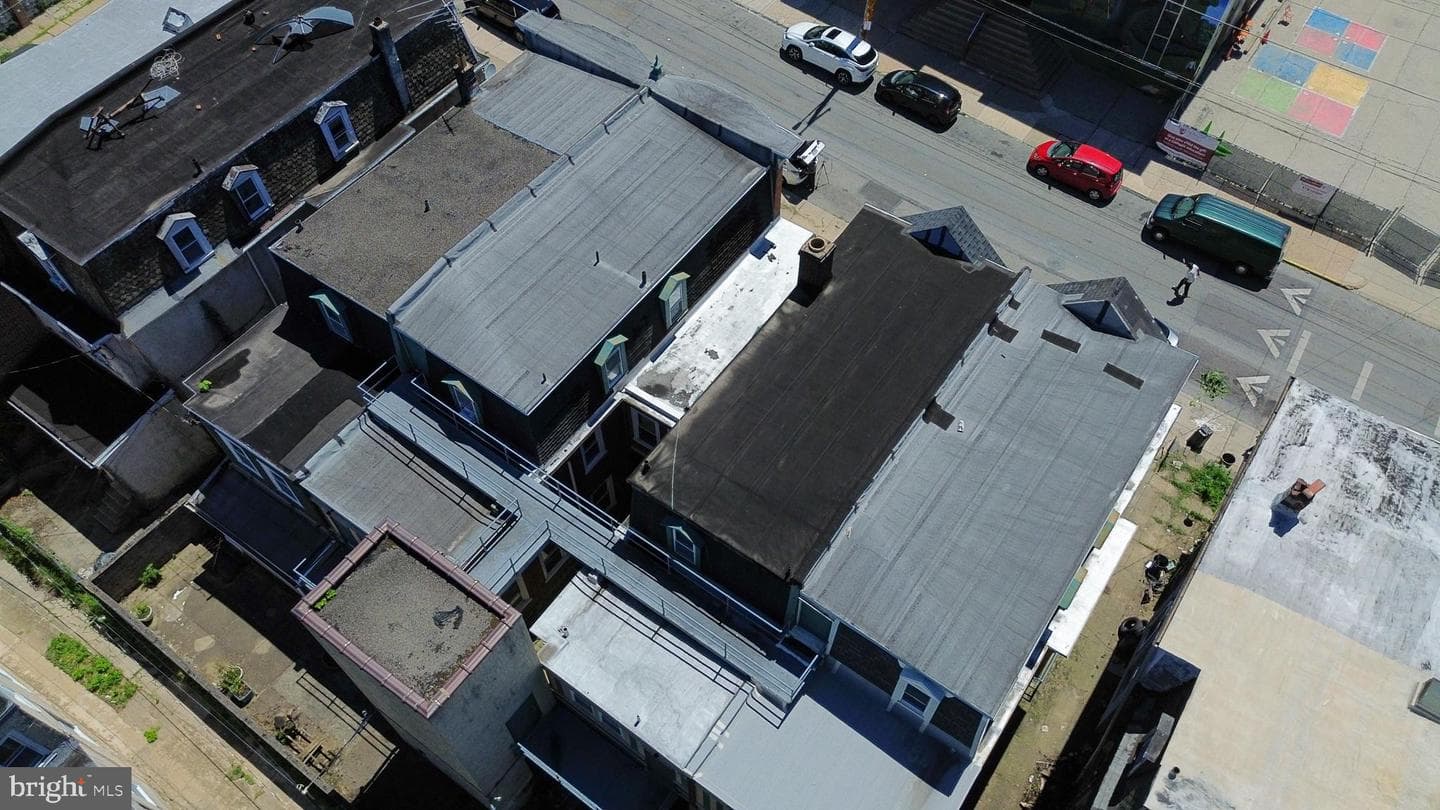 45 W Logan Street photo 6