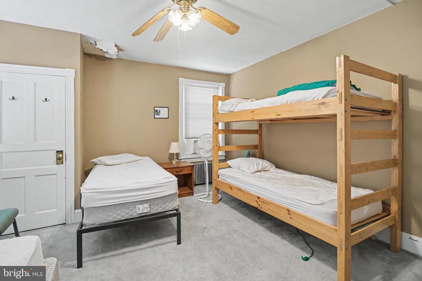 45 W Logan Street photo 67