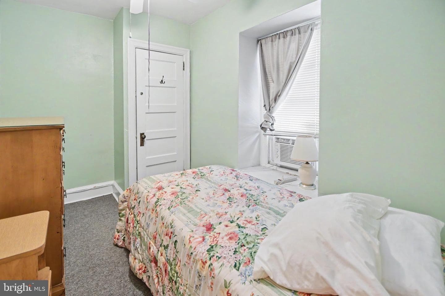 45 W Logan Street photo 70