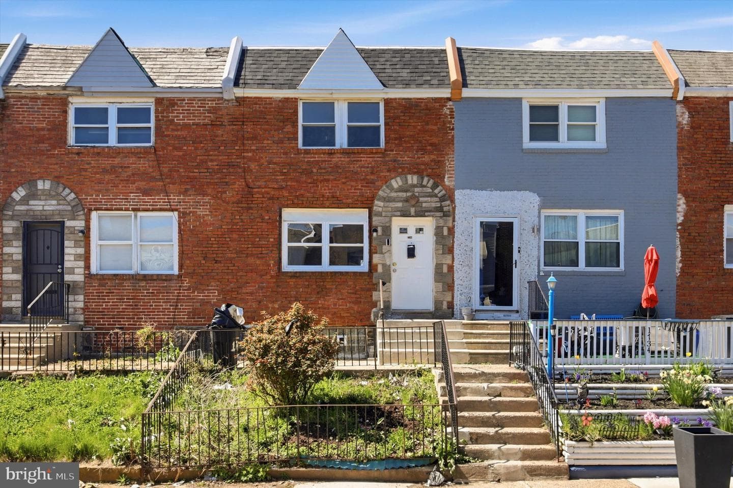 1736 S Ruby Street photo 4