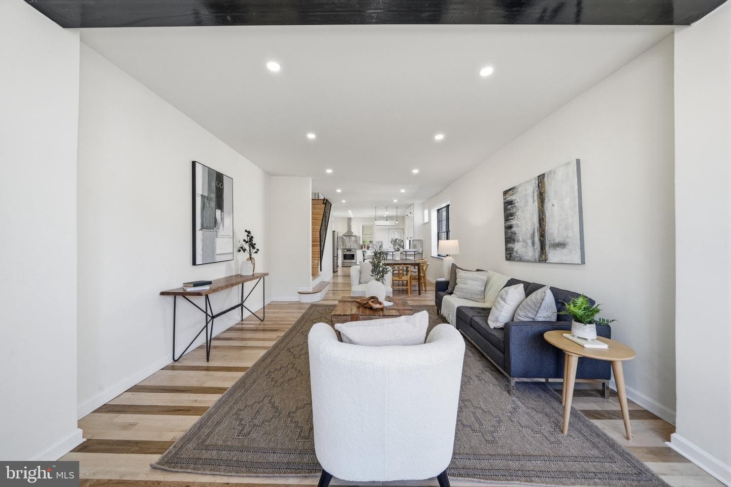 4711 Melrose Street photo 12