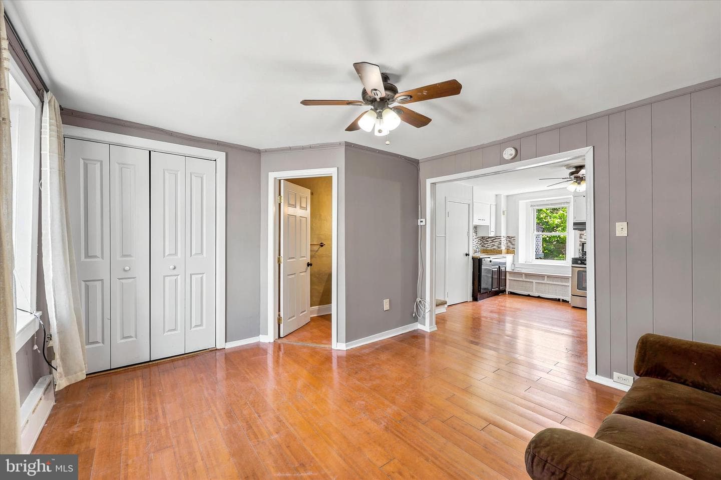 165 Levering Street photo 7