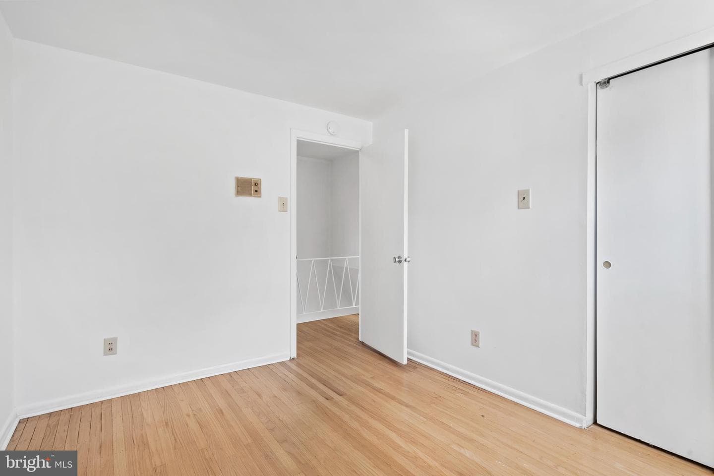 2731 Tolbut Street photo 8