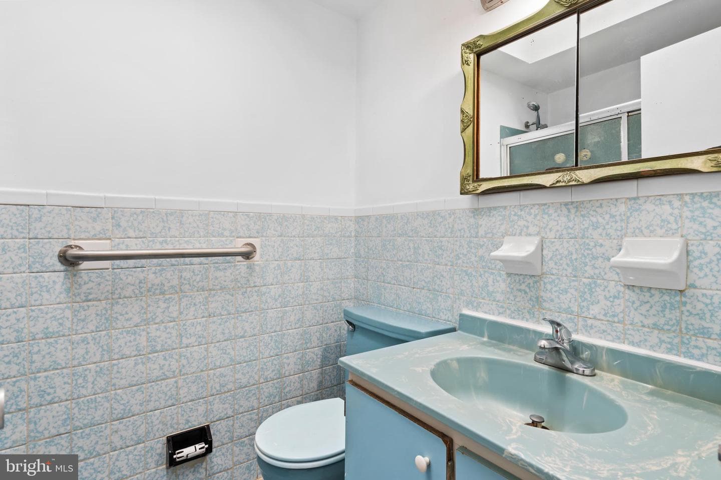 2731 Tolbut Street photo 9