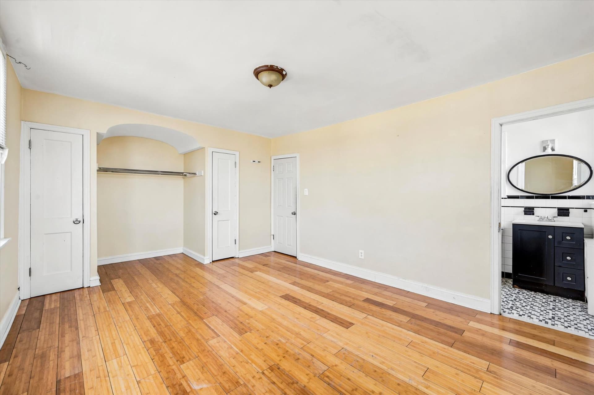 6701 Kindred St photo 12
