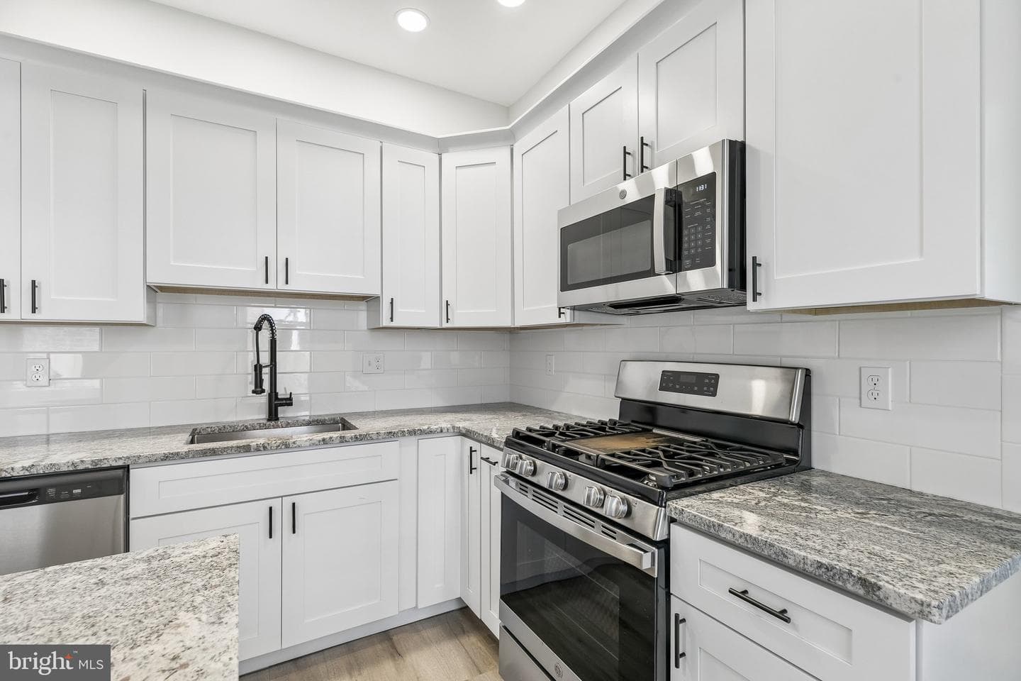 1526 N 58th St photo 4