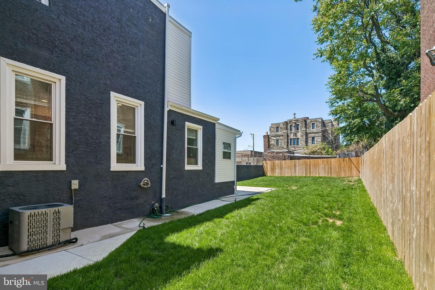 1526 N 58th St photo 43
