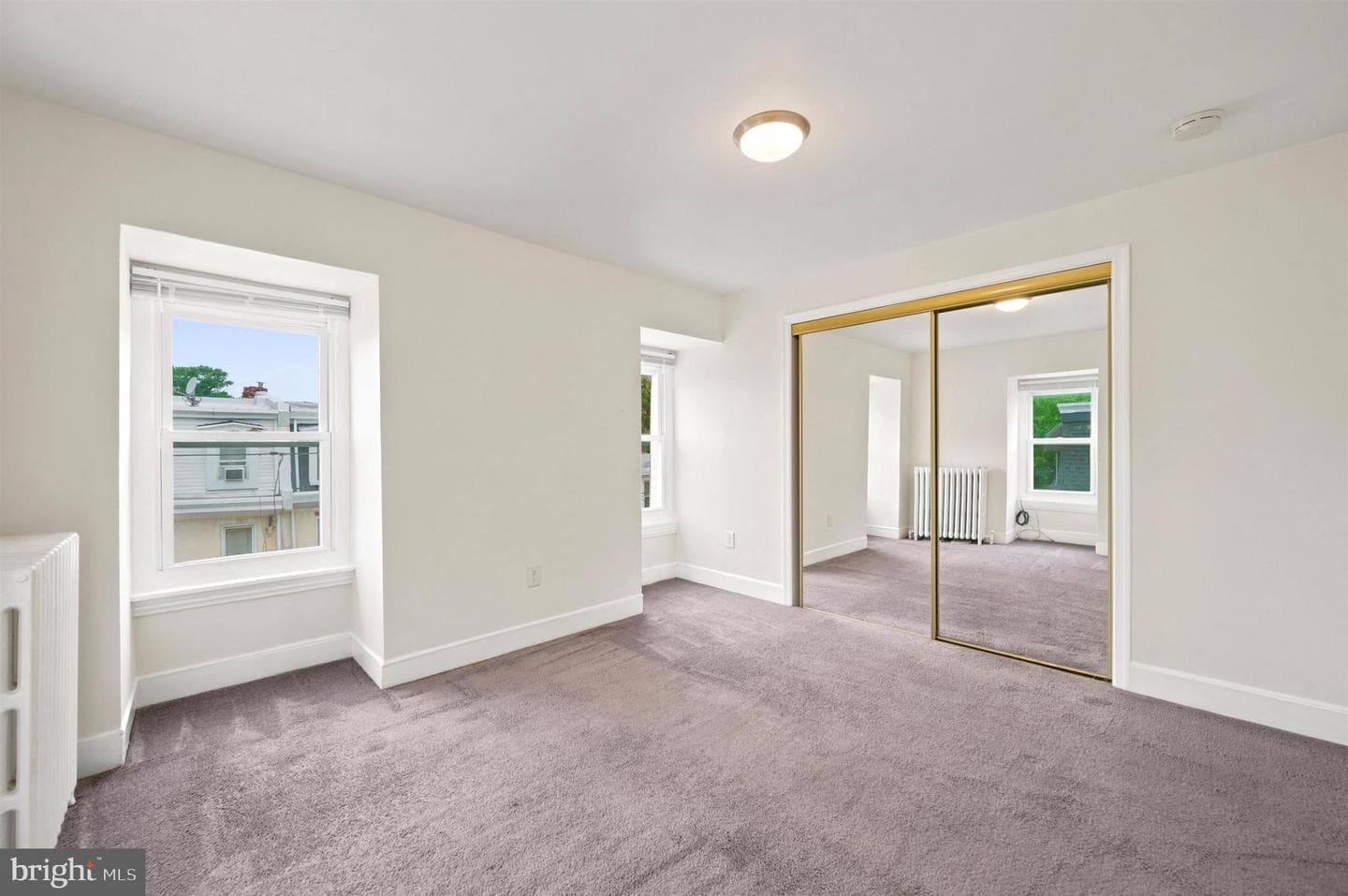 114 W Salaignac St photo 20