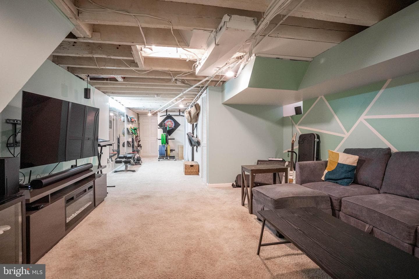 4326 Mitchell Street photo 23
