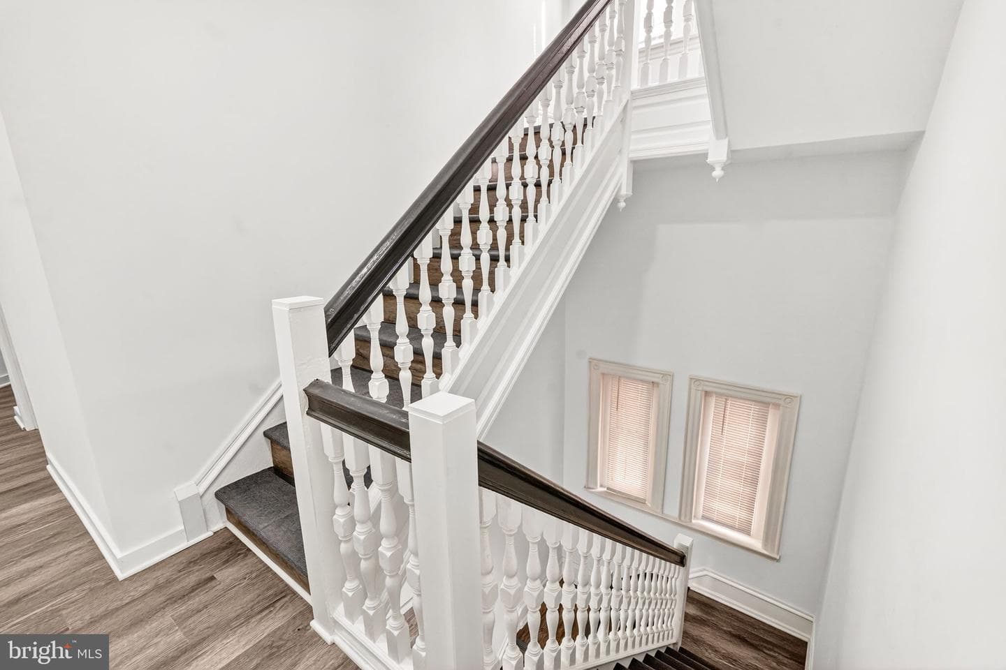 216 W Penn Street photo 14