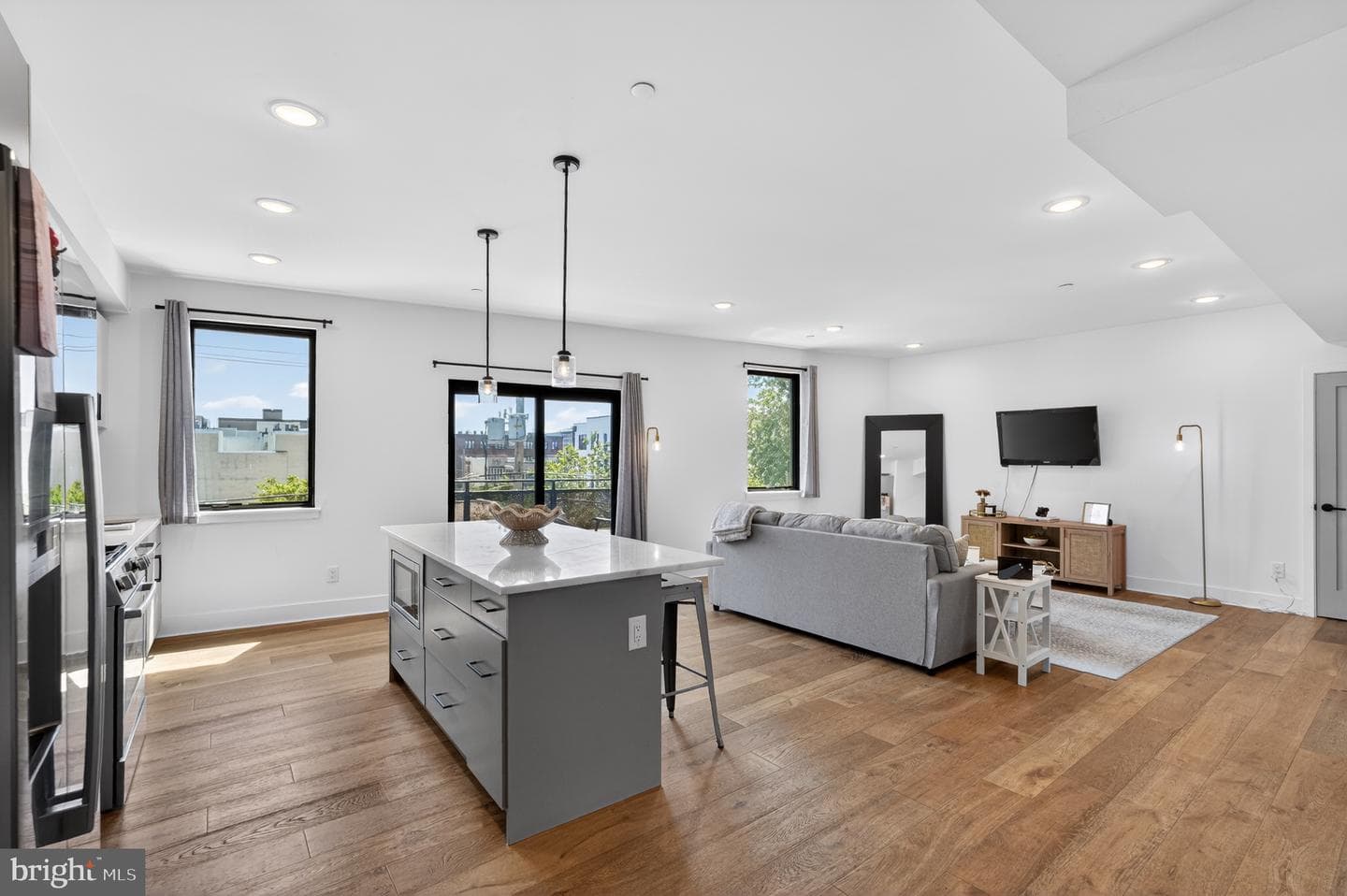 1801 Fairmount Avenue #303 photo 6