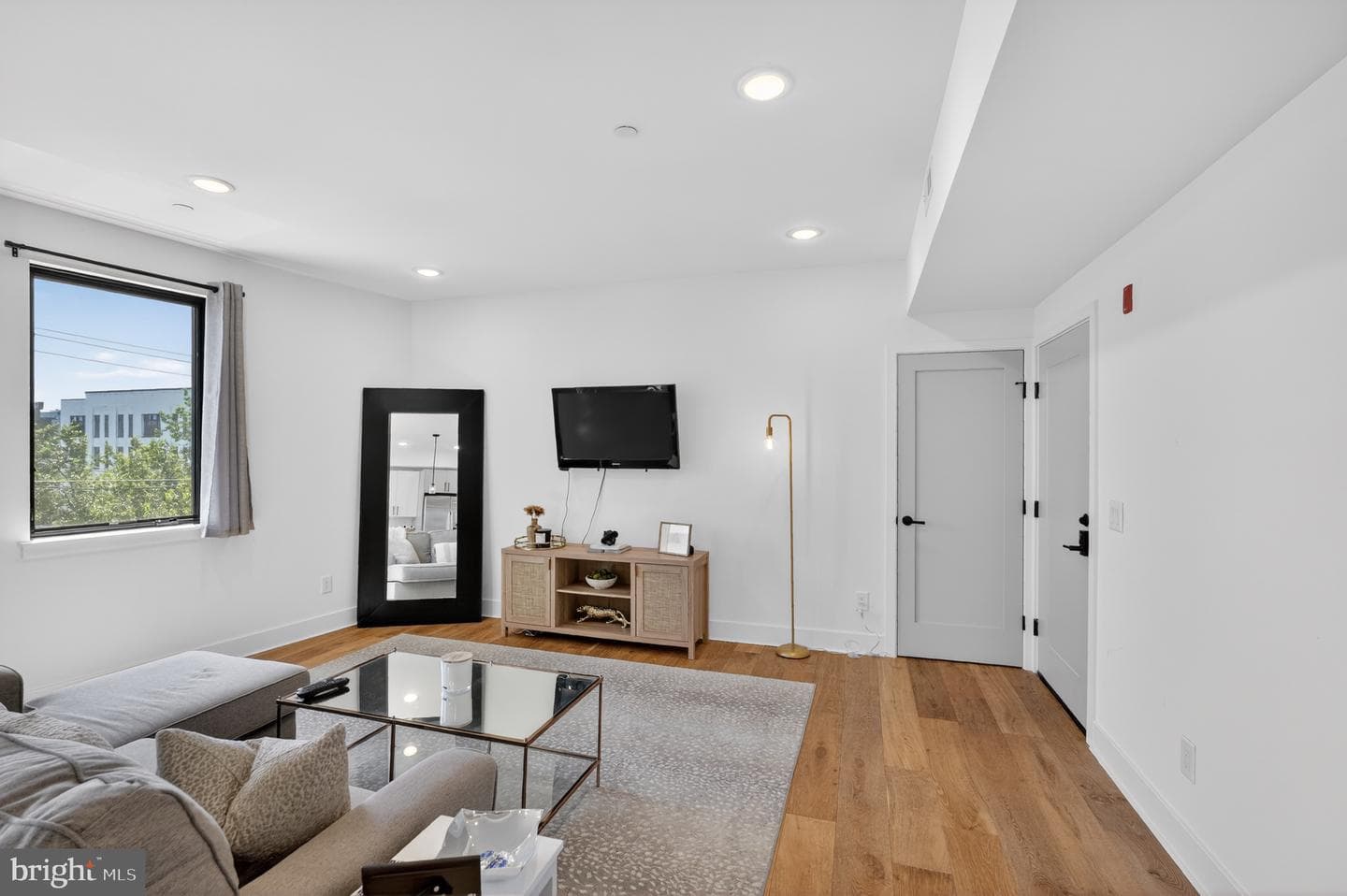 1801 Fairmount Avenue #303 photo 9