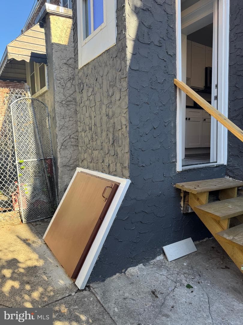 1528 S Vogdes Street photo 40