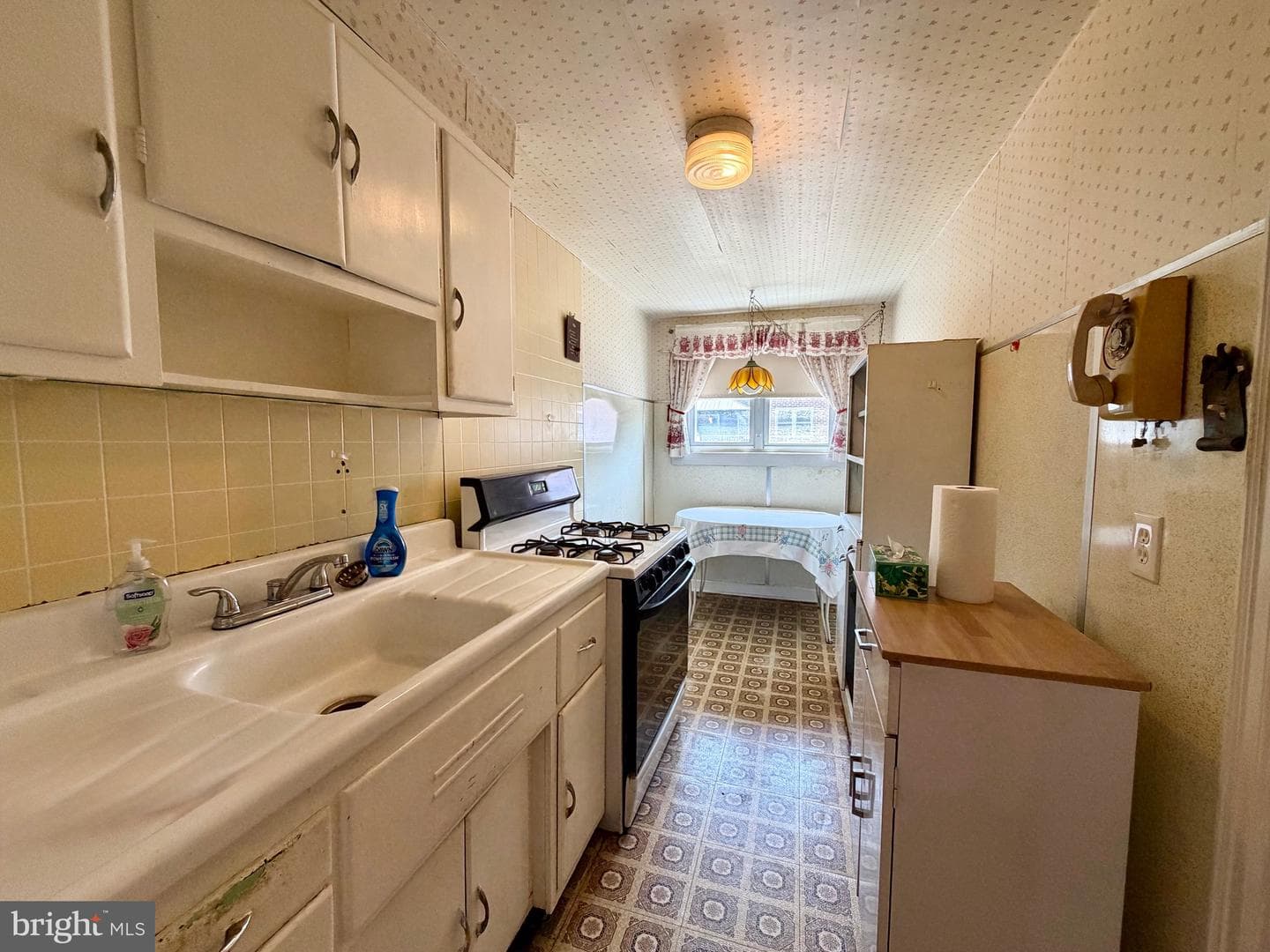 6323 Cottage Street photo 6