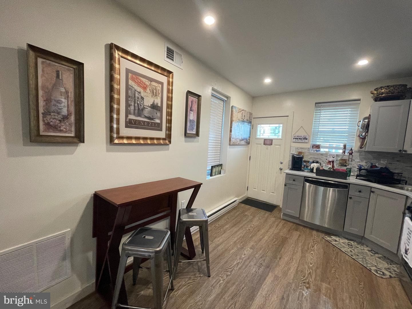 2343 Fernon Street photo 8