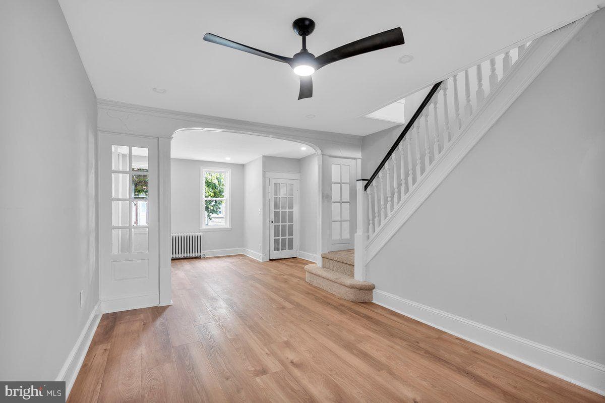 622 Fernon Street photo 9
