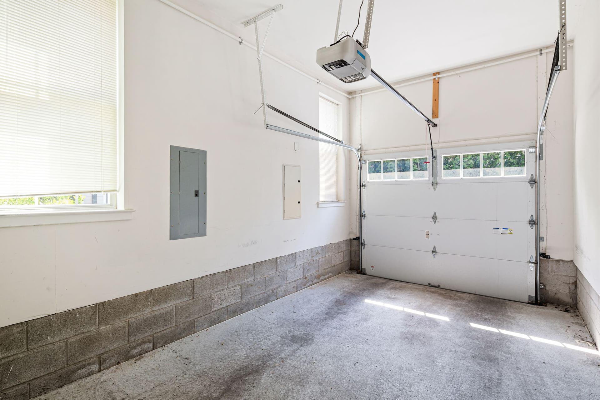 101 Brinley Court photo 11