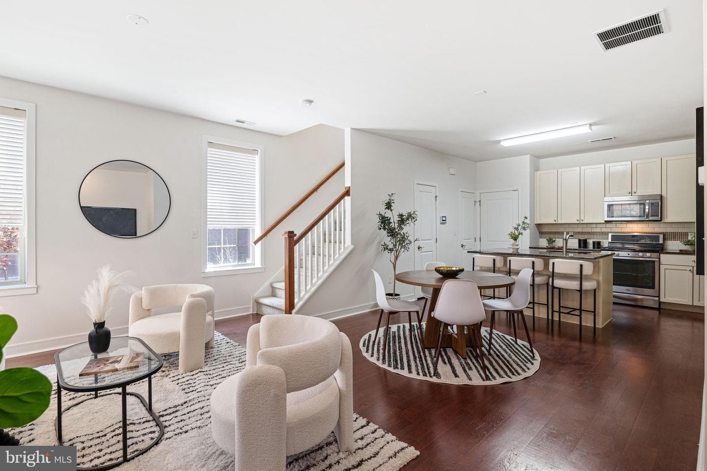 101 Brinley Court photo 2