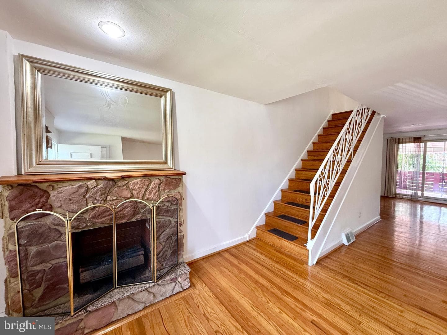 1106 E Hortter Street photo 13