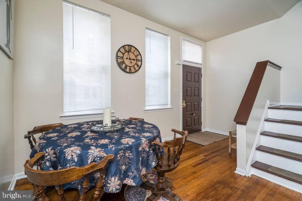 1619 W Master St photo 5