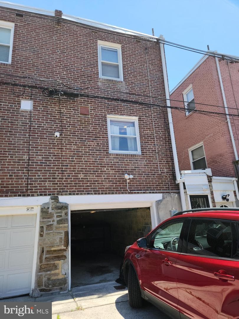 1745 E Tulpehocken Street photo 42