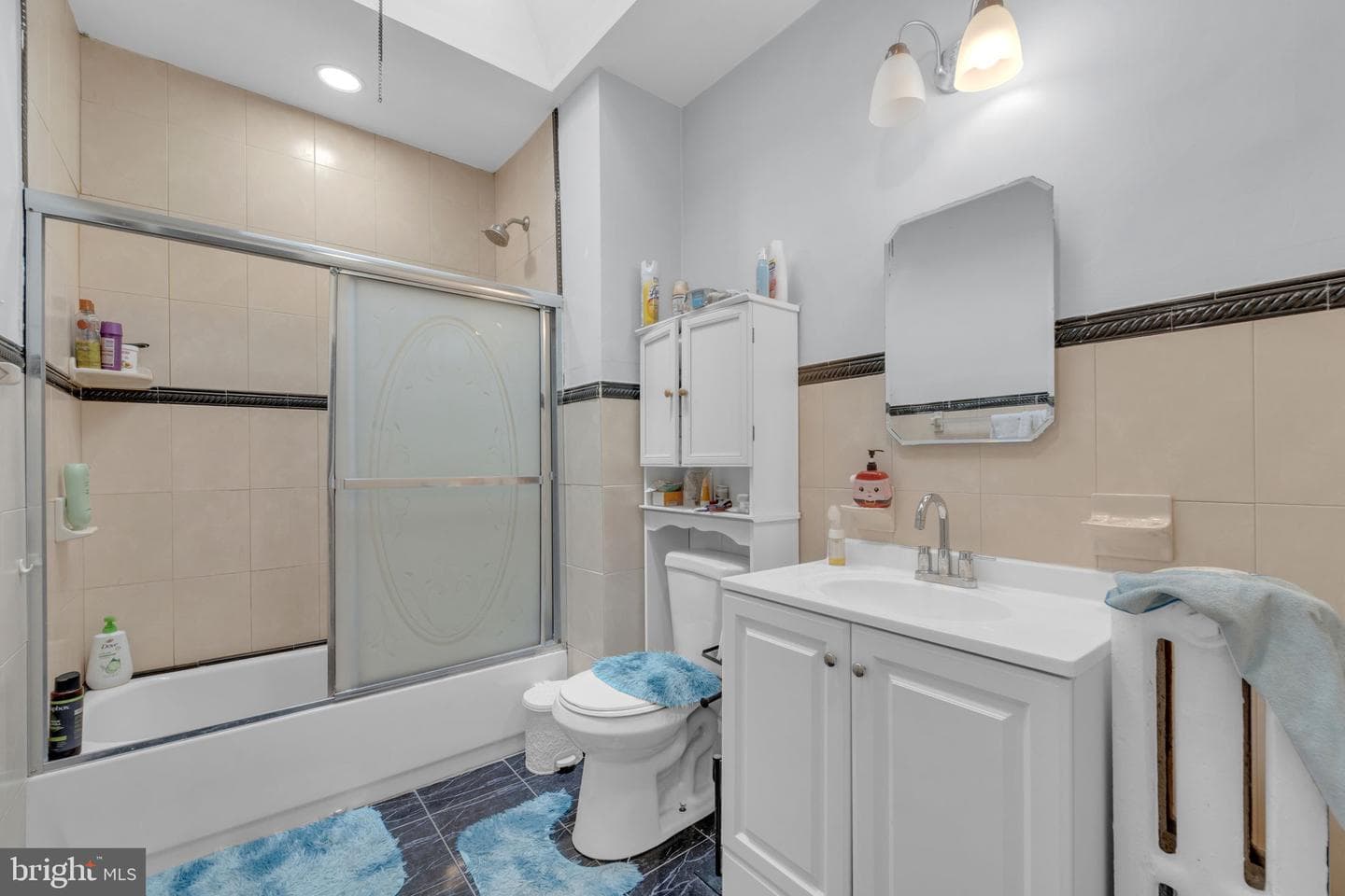 229 E Rockland Street photo 12