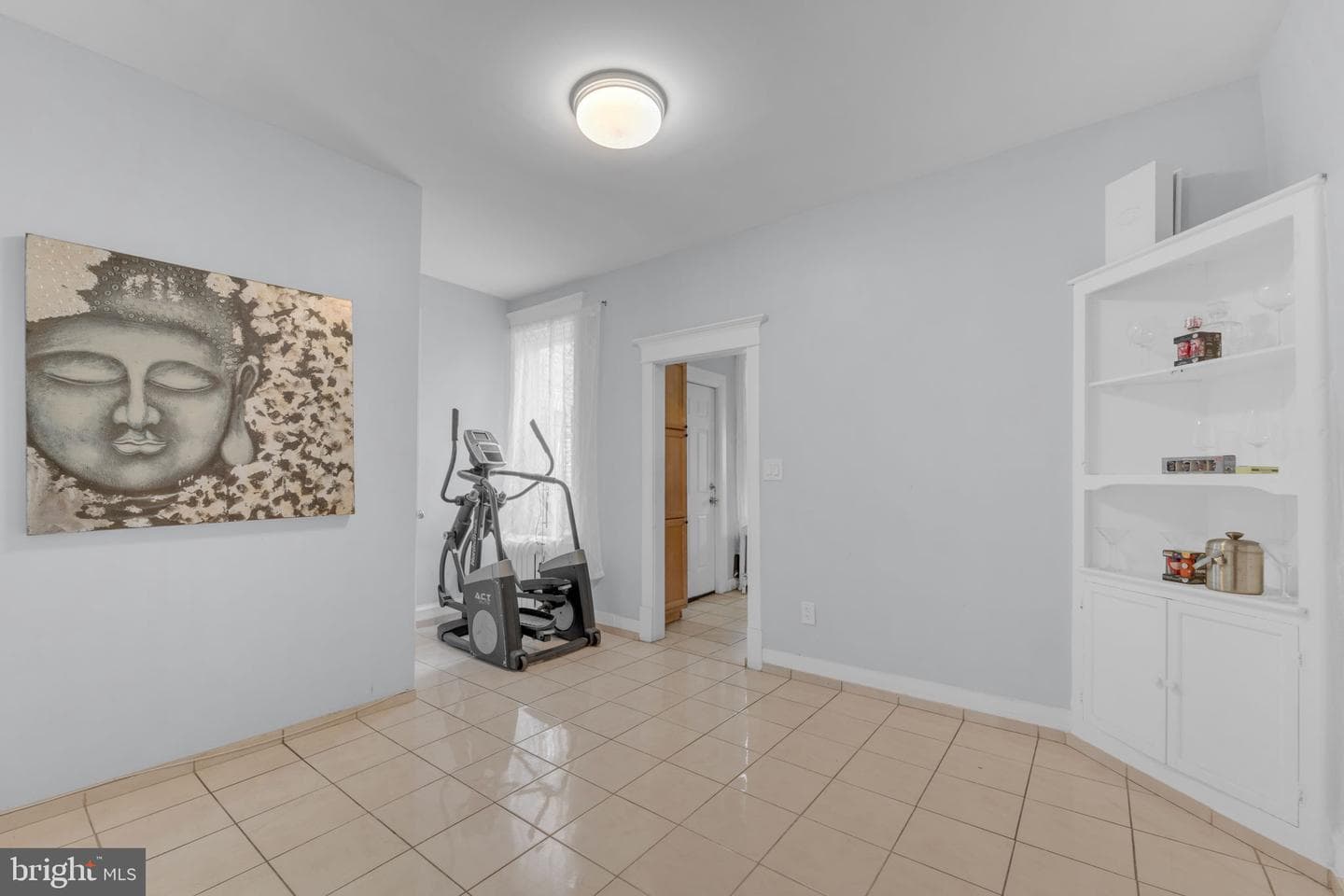 229 E Rockland Street photo 5