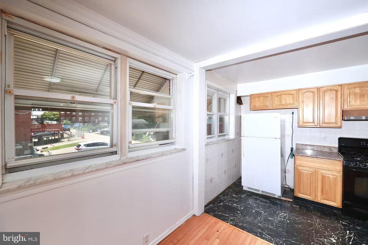 2166 Knorr Street photo 15