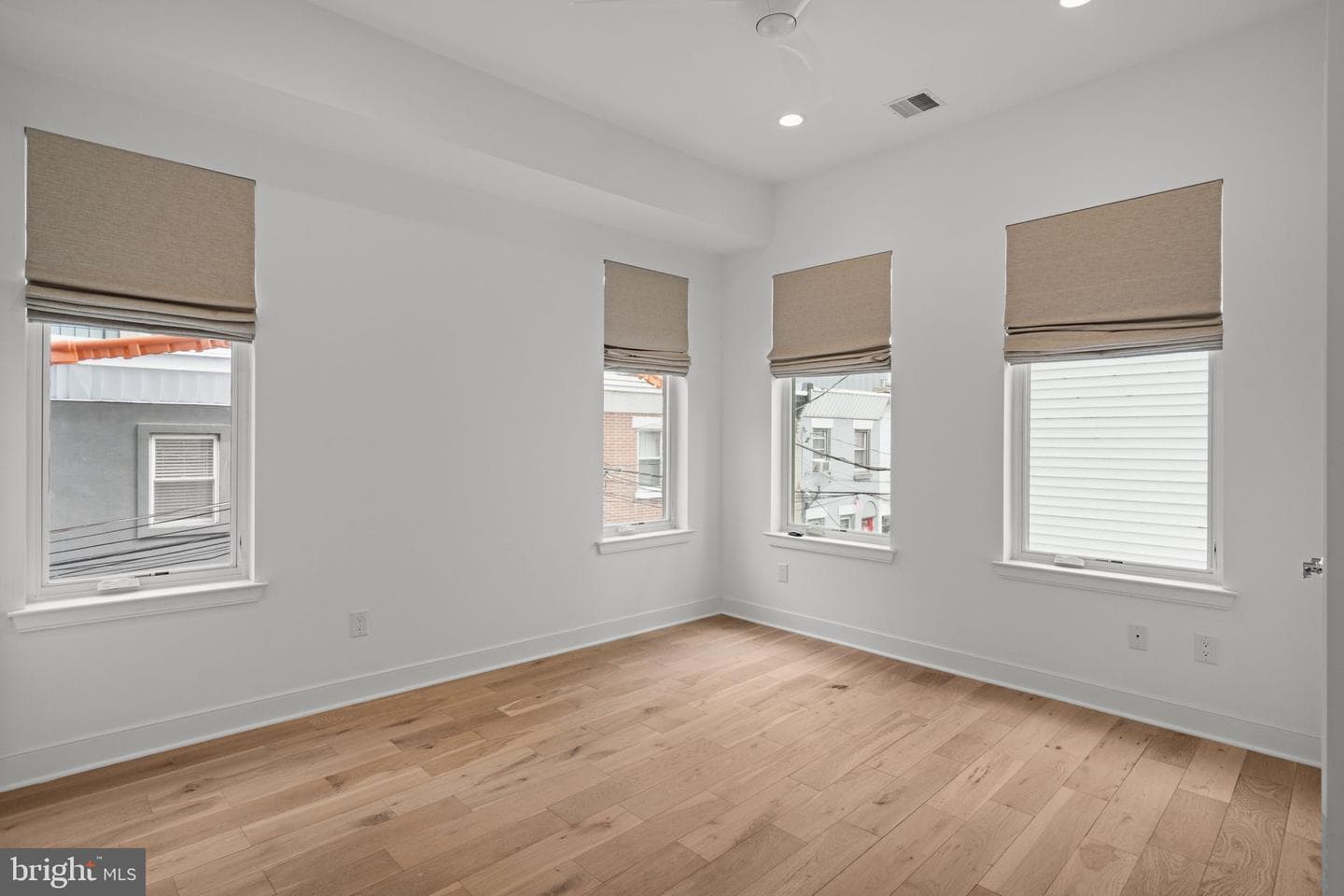 1419 Orange Street photo 24